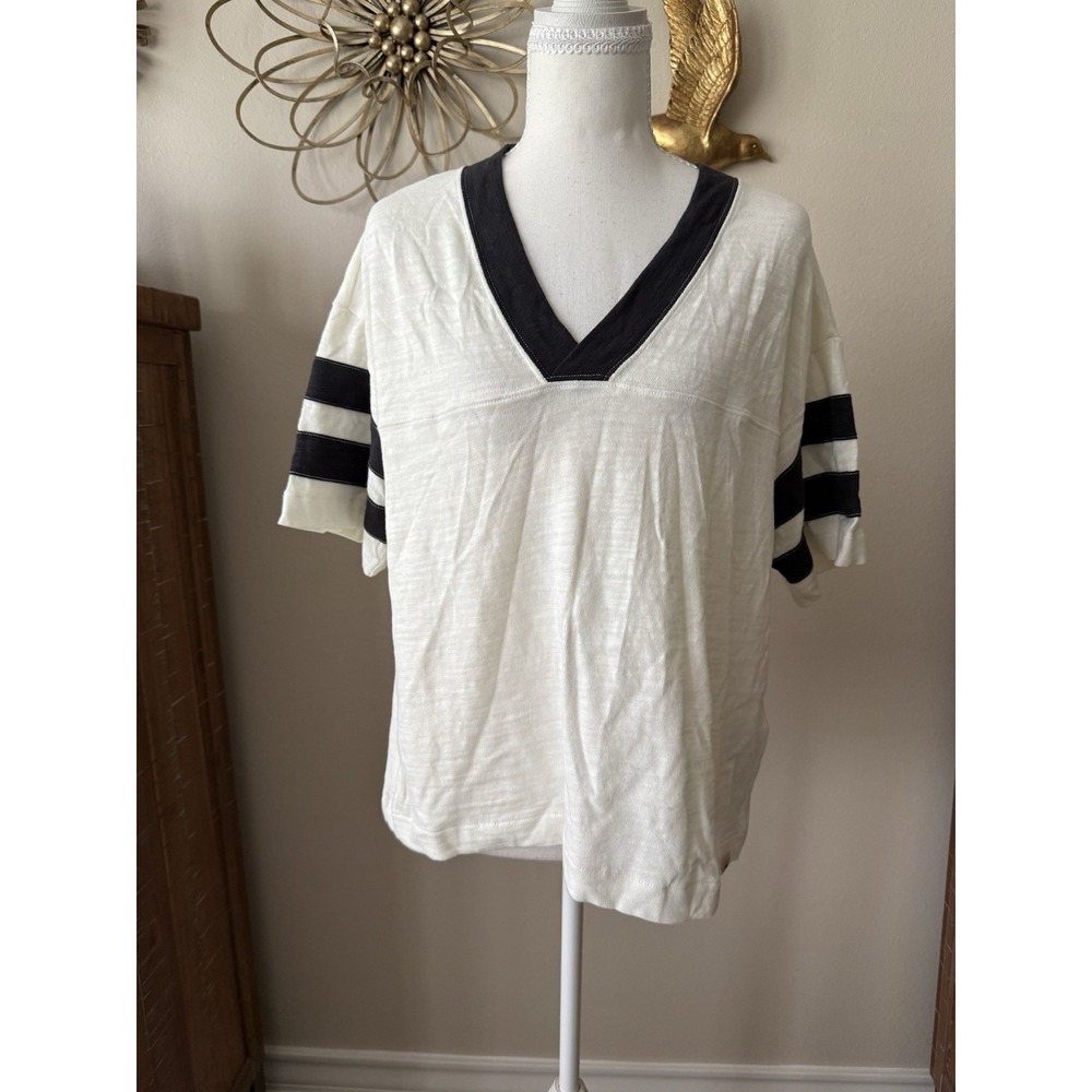 Faherty Sunwashed Varsity Tee M Ivory Navy Organic Cotton V Neck Shirt